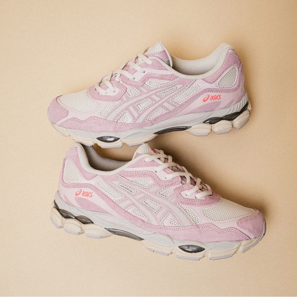 💓 ASICS GEL NYC ROSE WATER 💓 - Picture 1 of 5